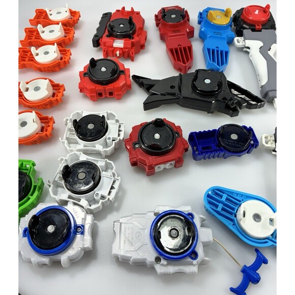 Beyblades Launchers & Rip Cords Mixed Lot of Various 31 Pieces - Picture 12 of 13